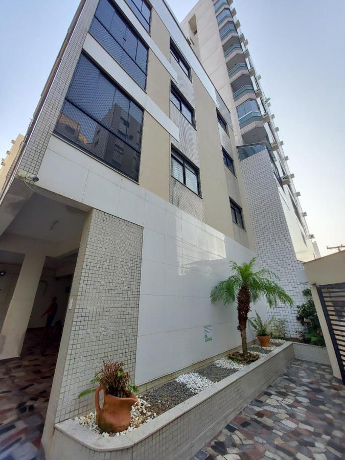 Lindo Apartamento 50 Metros Da Praia Do Morro, Tres Quartos E Duas Vagas De Garagem غواراباري المظهر الخارجي الصورة